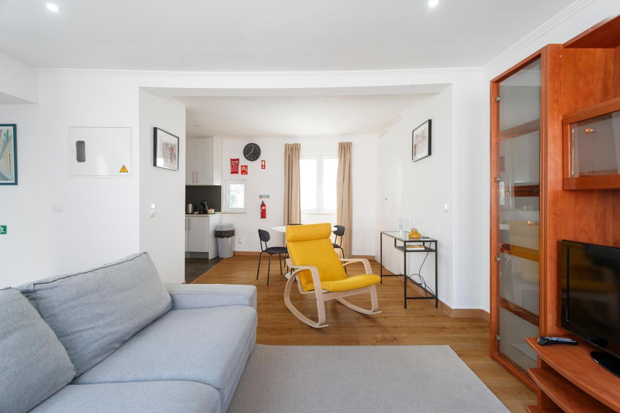 Duplex Two-Bedroom Apartment,1673939559:JPEG